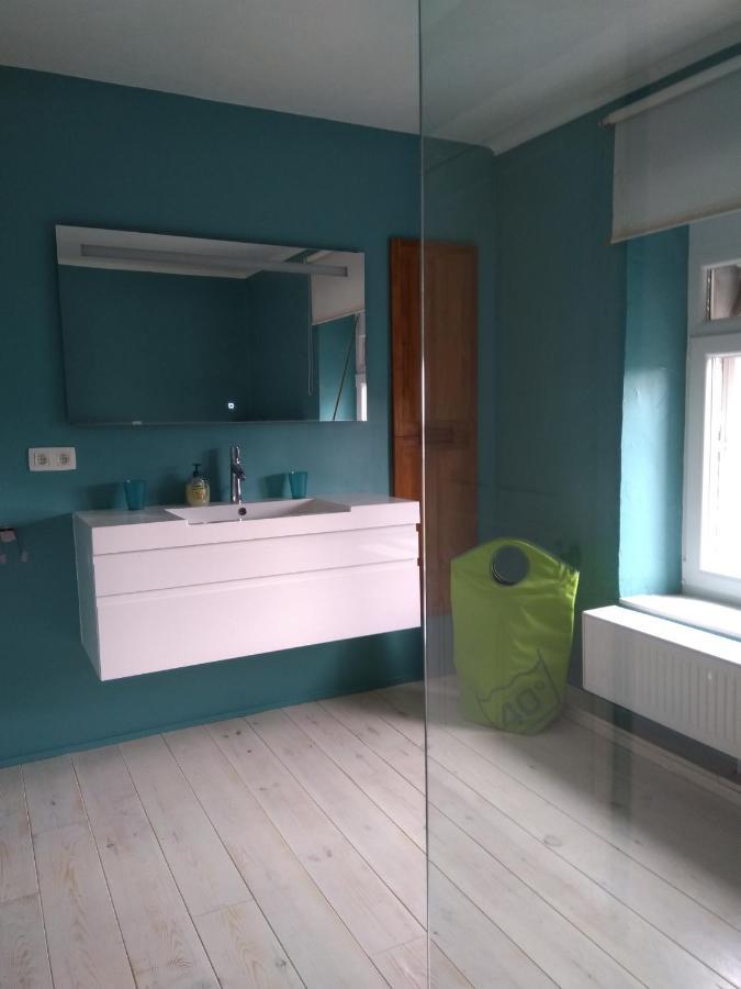 Gezellig Vakantiehuis Te Maissin Екстериор снимка